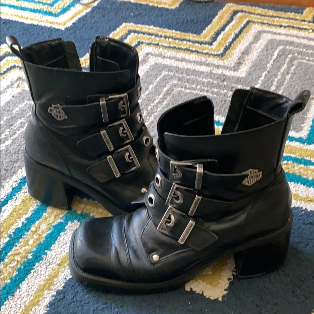 Harley Davidson Zip up boots, black.